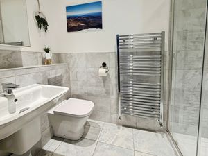 Photo 6- click for photo gallery